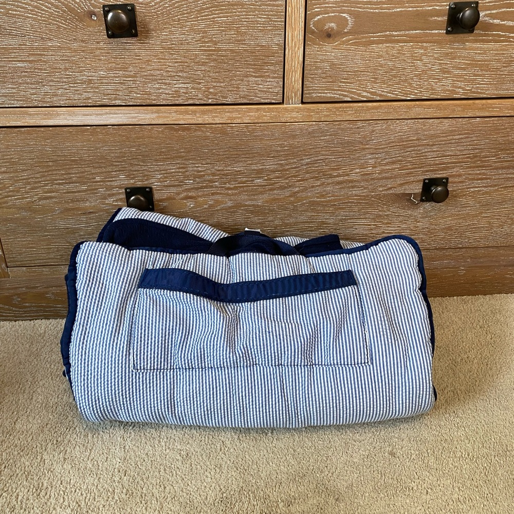 Kids seersucker nap mat
